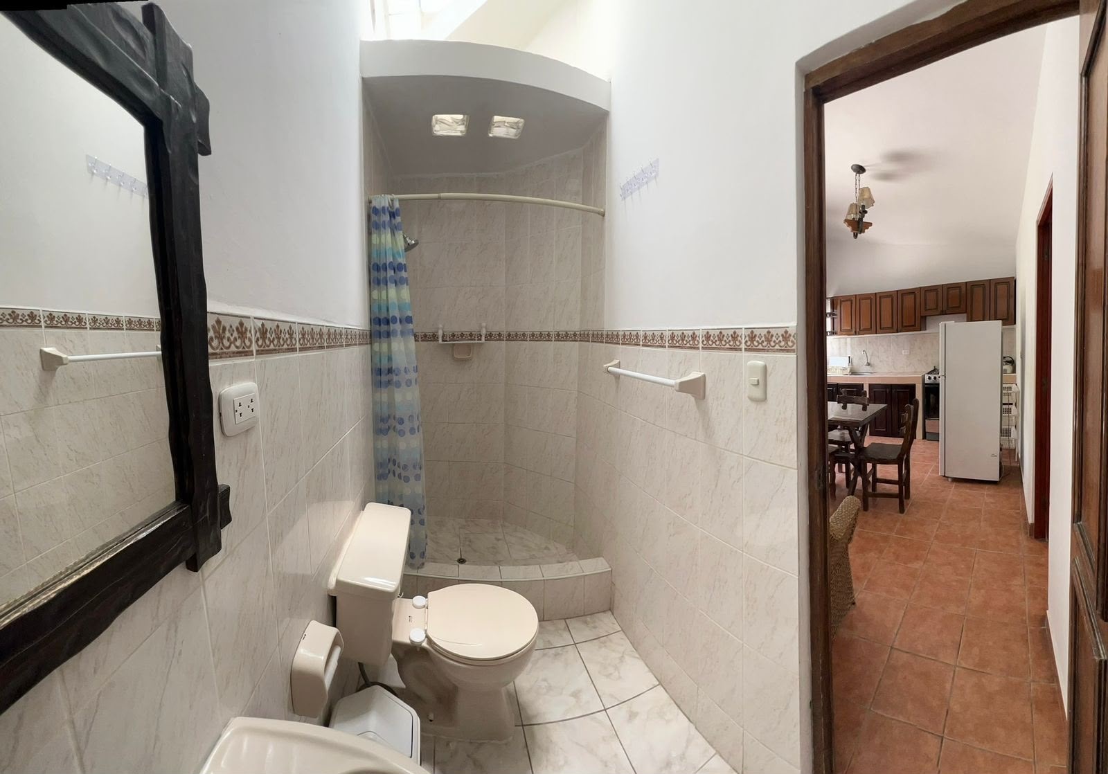 Baño completo bungalow Santa Eulalia con ducha