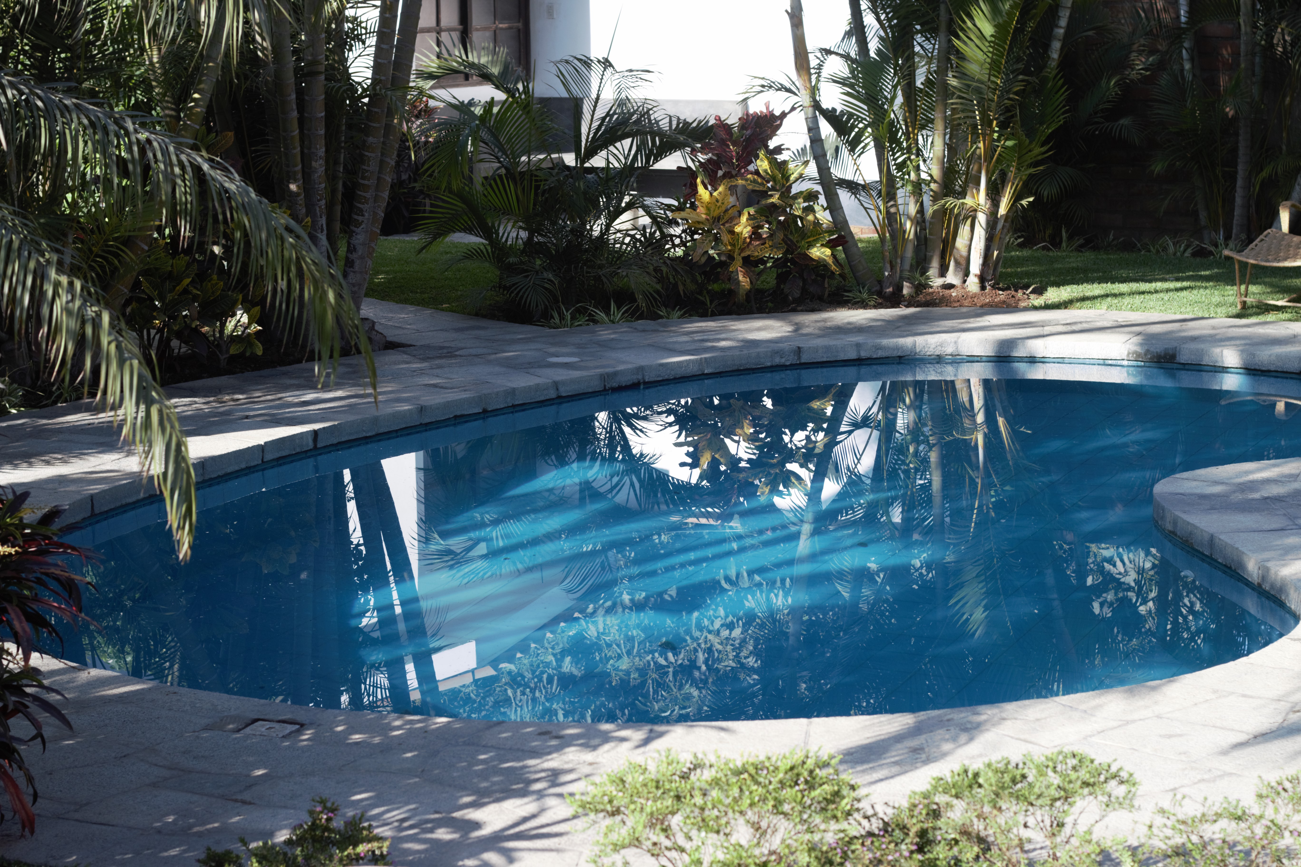 Piscina bungalows Santa Eulalia Girasoles